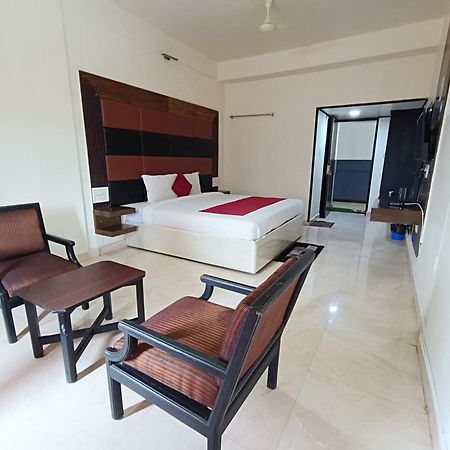 Hotel New Rajdarshan Madikeri Ngoại thất bức ảnh