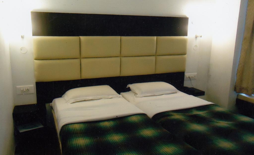 Hotel New Rajdarshan Madikeri Phòng bức ảnh