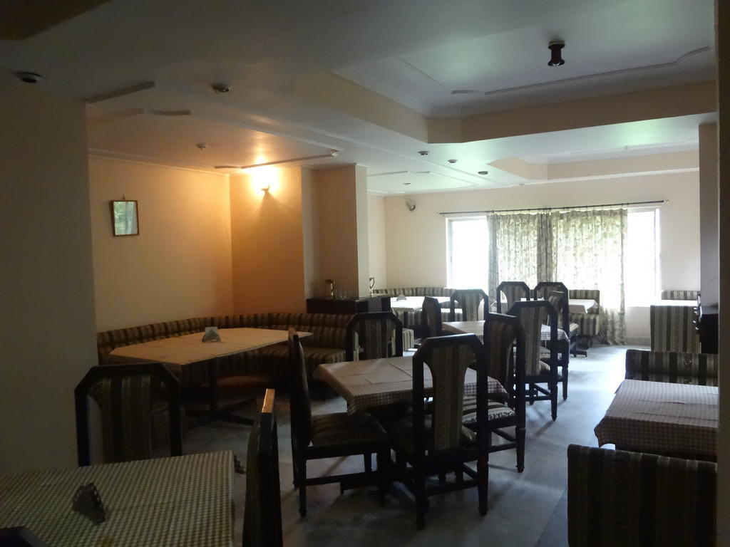 Hotel New Rajdarshan Madikeri Ngoại thất bức ảnh