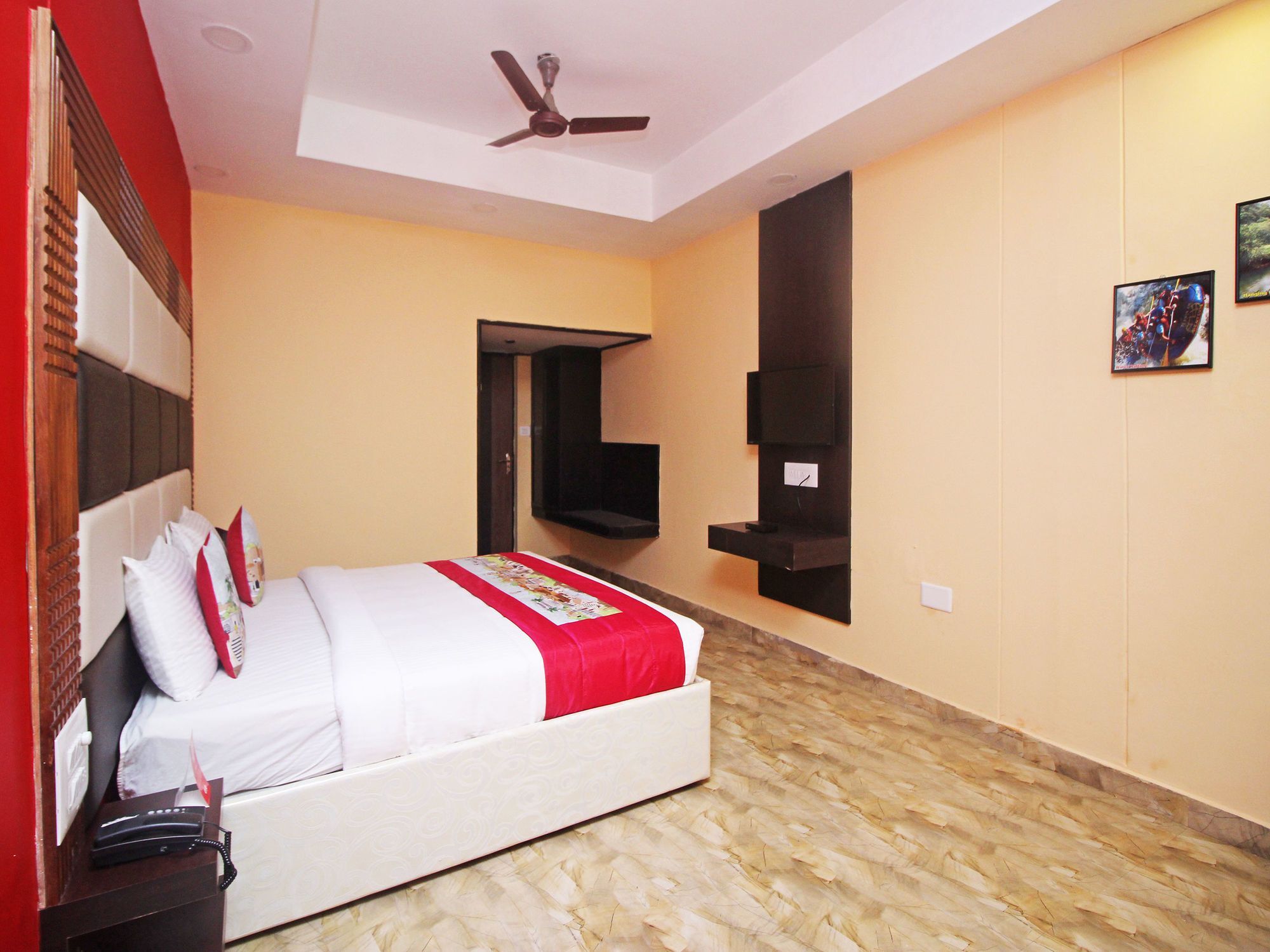 Hotel New Rajdarshan Madikeri Ngoại thất bức ảnh
