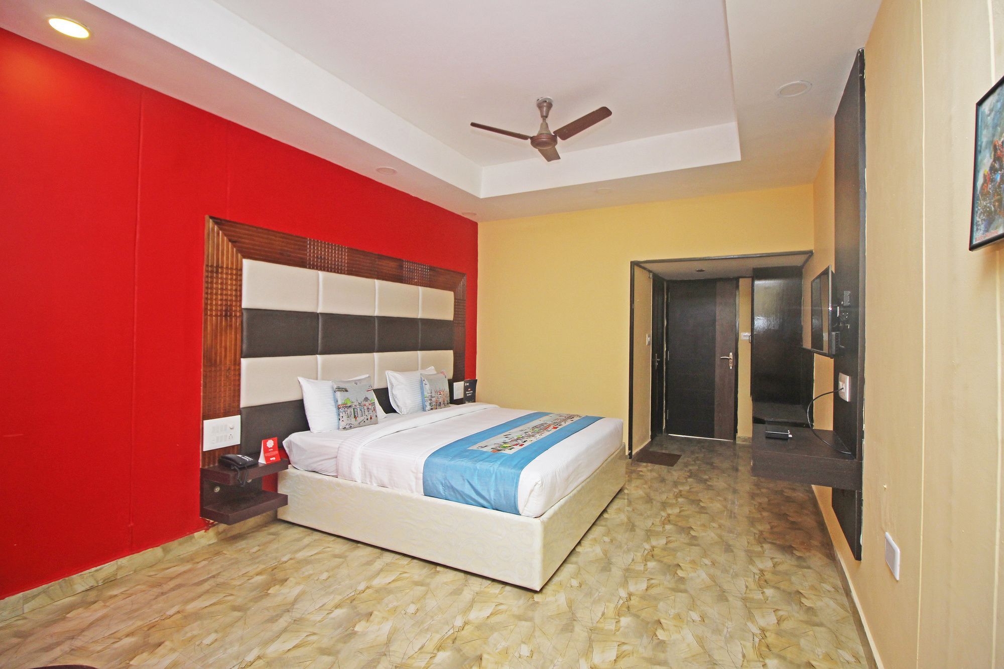 Hotel New Rajdarshan Madikeri Ngoại thất bức ảnh
